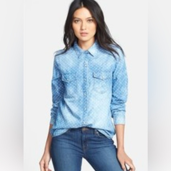Chico's Tops - Chicos Ombré fade polka dot Chambray button down